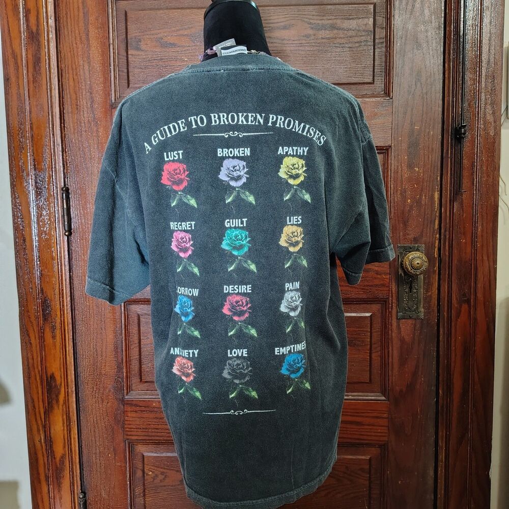 Broken Promises Grey Rose Graphic Men's T Size Medium/T775
